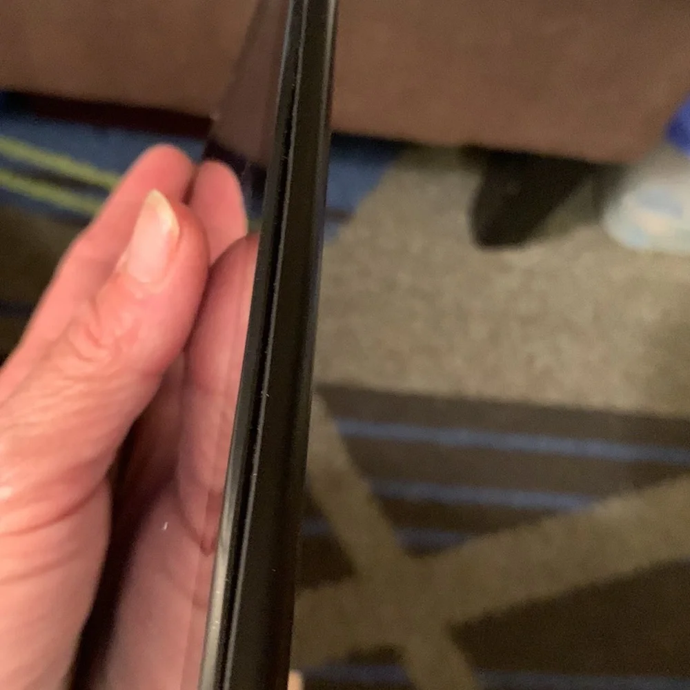 Emerson Model EM756 Tablet 7” - (Needs Repairs)